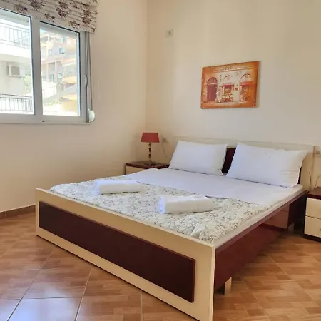 Sun & Sea View 公寓