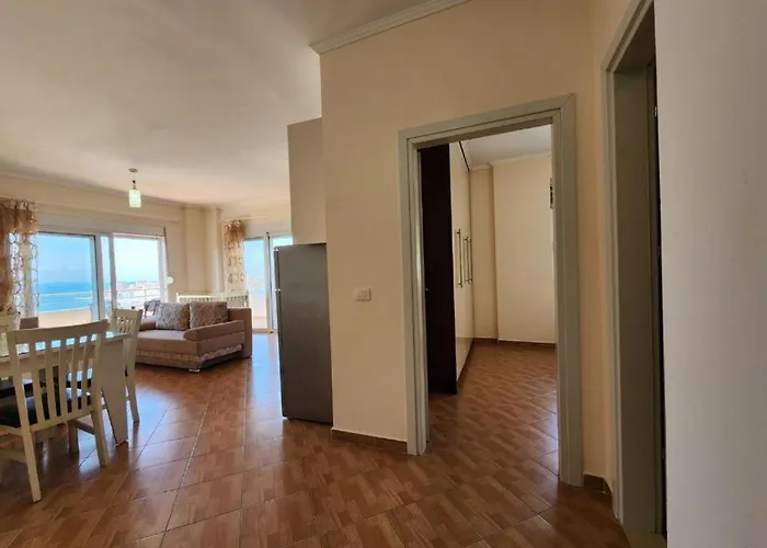 Sun & Sea View Apartament